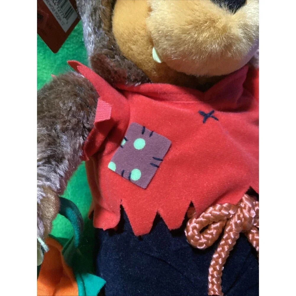 Disney Store Winnie the Pooh Werewolf Halloween Plush 12 Inch NWT Pumpkin Basket